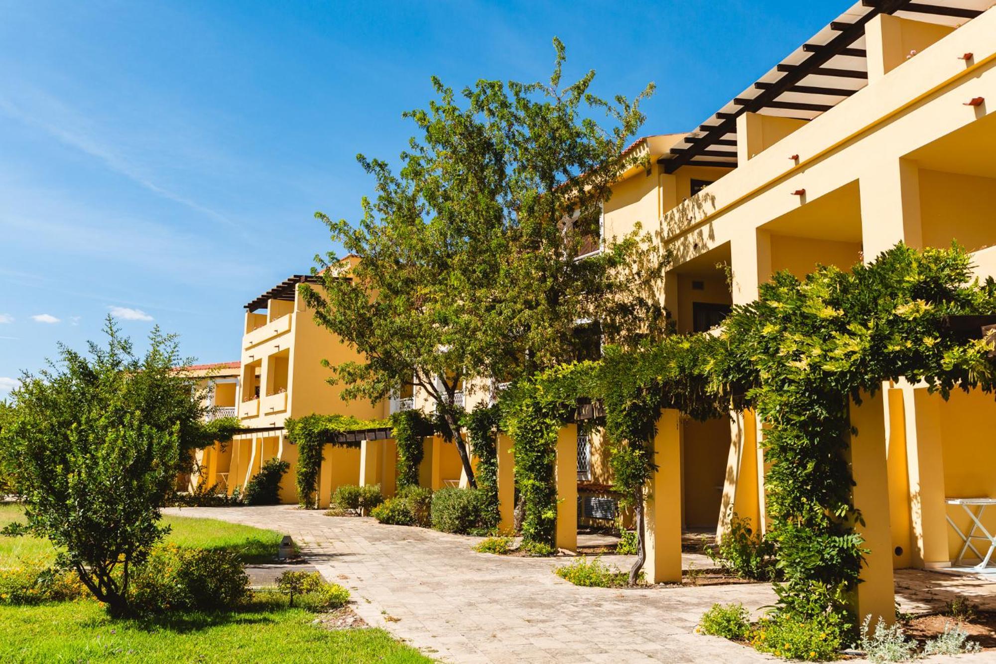 Argonauti Greenblu Resort マリーナ・ディ・ピスティッチ エクステリア 写真